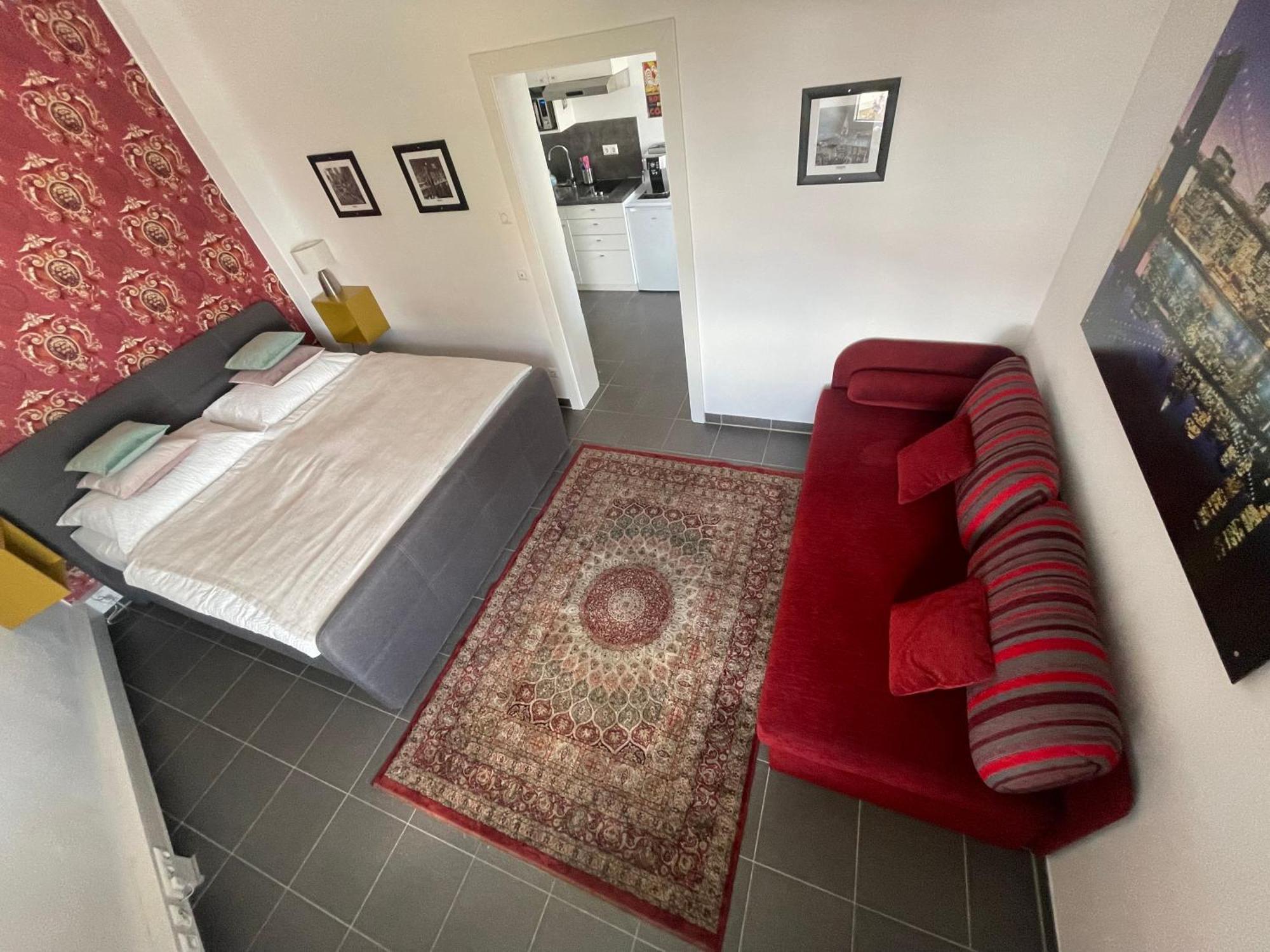 Klagenfurt Apartment *